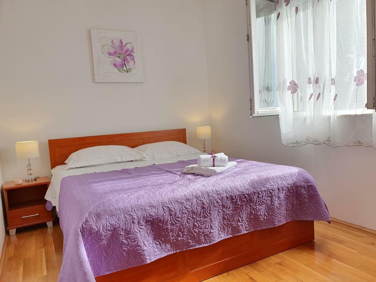 Apartment Tihana Трогир Экстерьер фото