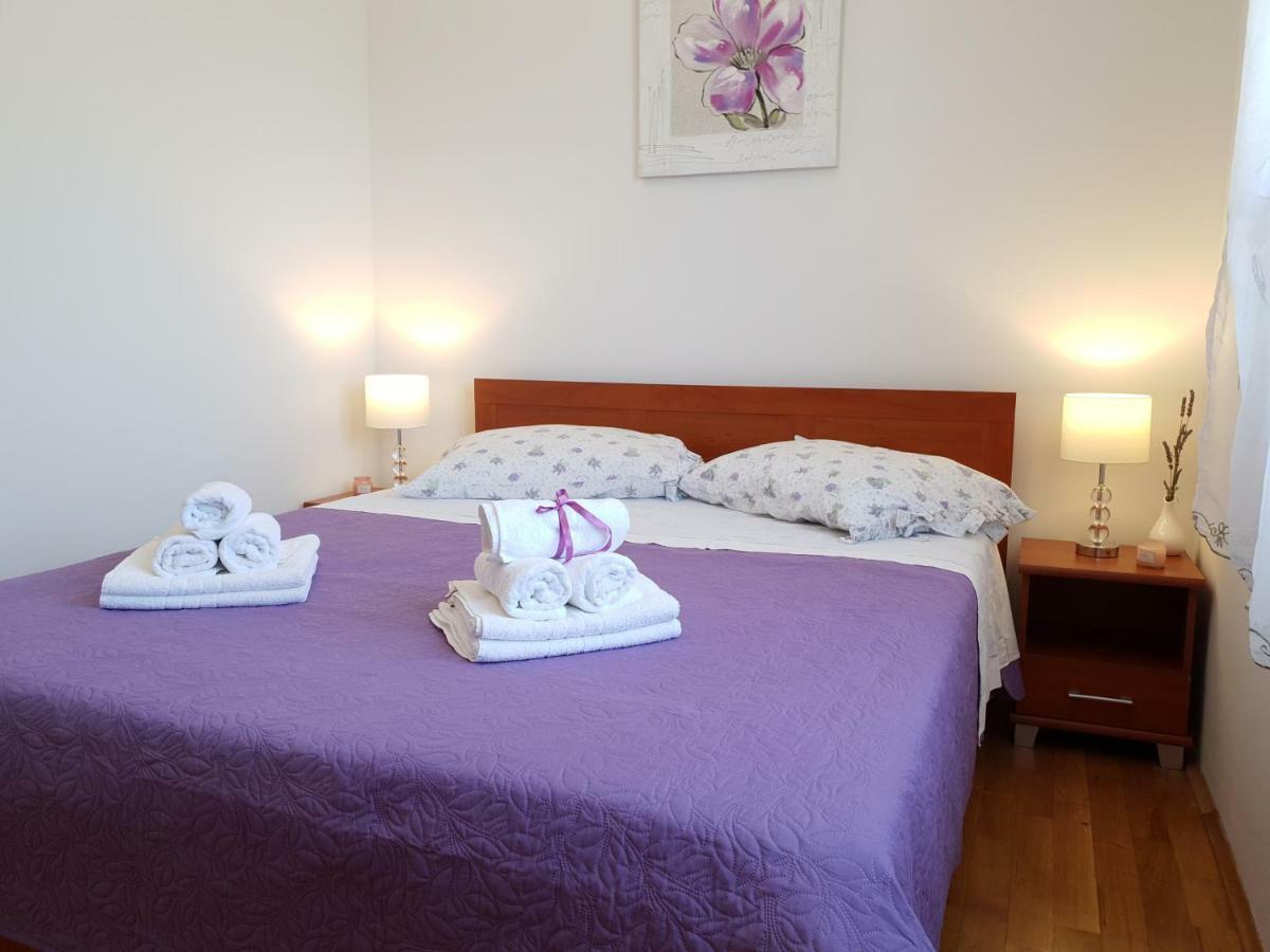 Apartment Tihana Трогир Экстерьер фото