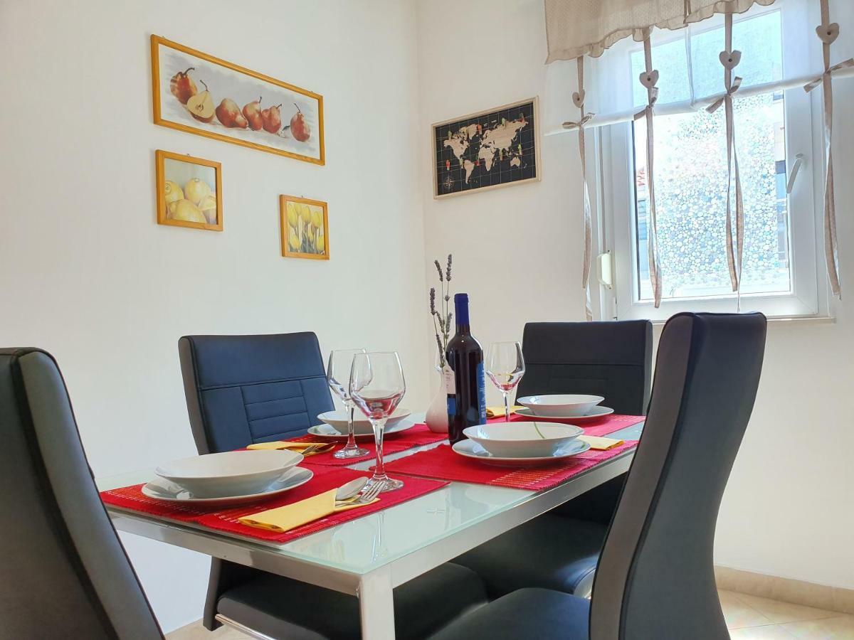 Apartment Tihana Трогир Экстерьер фото